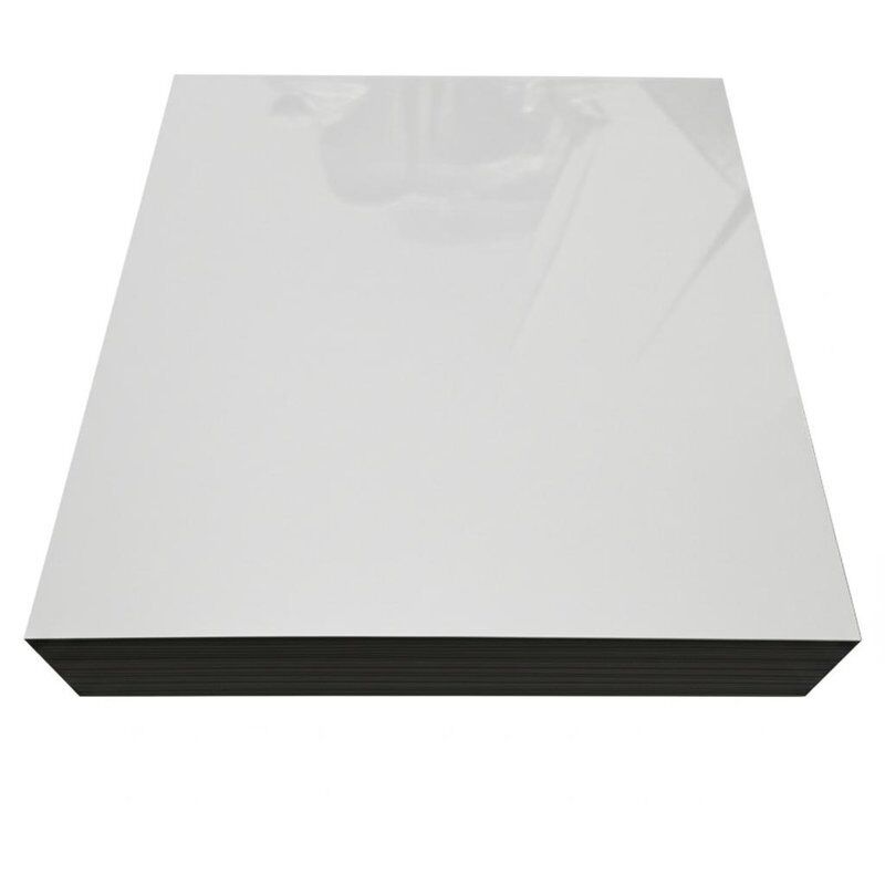 HRC80±20 Сверхностная твердость Материал для смарт-карты с УФ-печатным чернилом и тепловой передачей 0,04 ка/°C.cm.sec для производства карт RFID