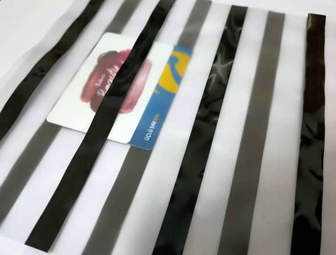 фильм верхнего слоя размера карты A4 A3 PVC 0.04mm покрытый магнитной полосой